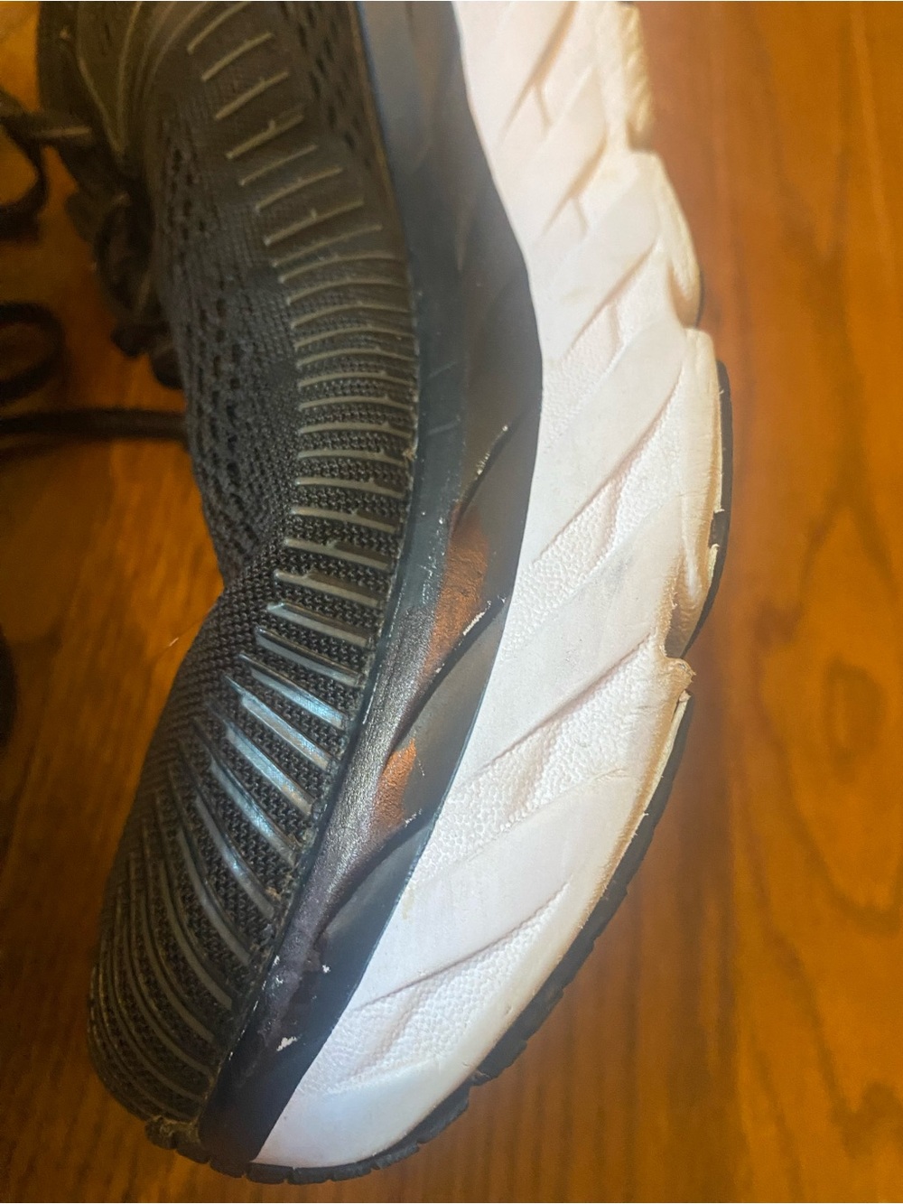 Hoka Bondi 7 Black and White Sneakers WIDE - Picture 2 of 10